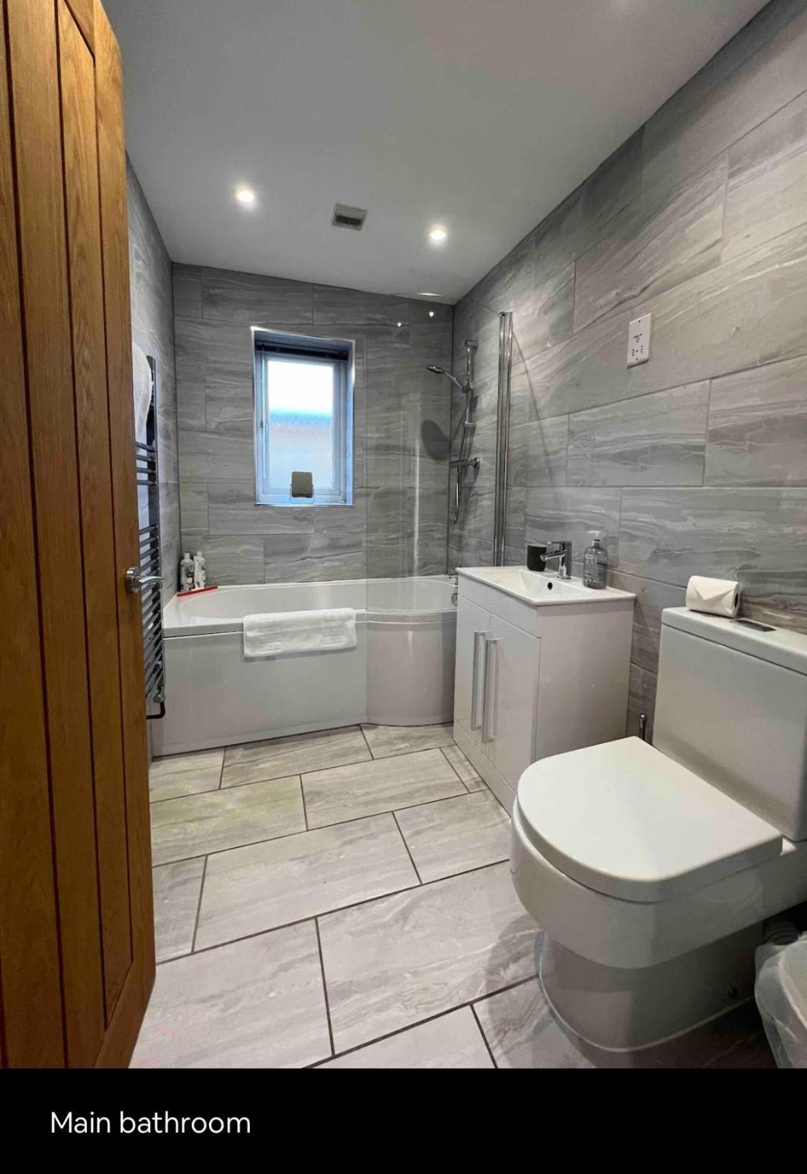 Green 3 Bed Bungalow With En-Suite And Parking Felton  Exterior foto